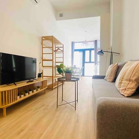 Nice & Cozy Flat Close The Beach Valencia Bagian luar foto