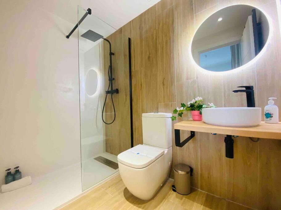 Nice & Cozy Flat Close The Beach Valencia Bagian luar foto