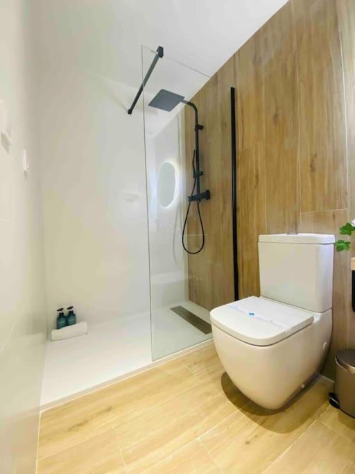 Nice & Cozy Flat Close The Beach Valencia Bagian luar foto