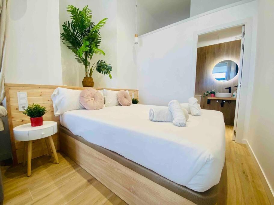 Nice & Cozy Flat Close The Beach Valencia Bagian luar foto